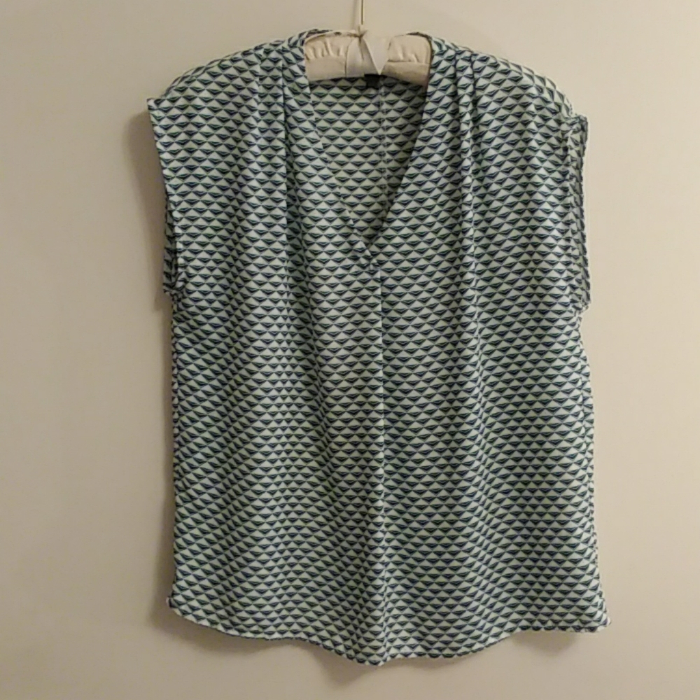 Banana Republic blouse sleeveless geometric work S